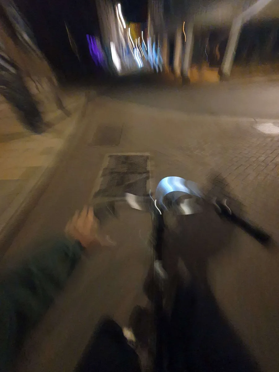 D003